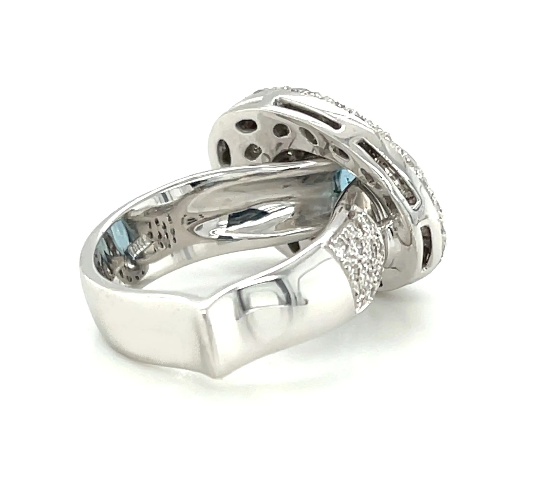 1.41 Carat Santa Maria Aquamarine and Diamond Cocktail Ring in 18k White Gold