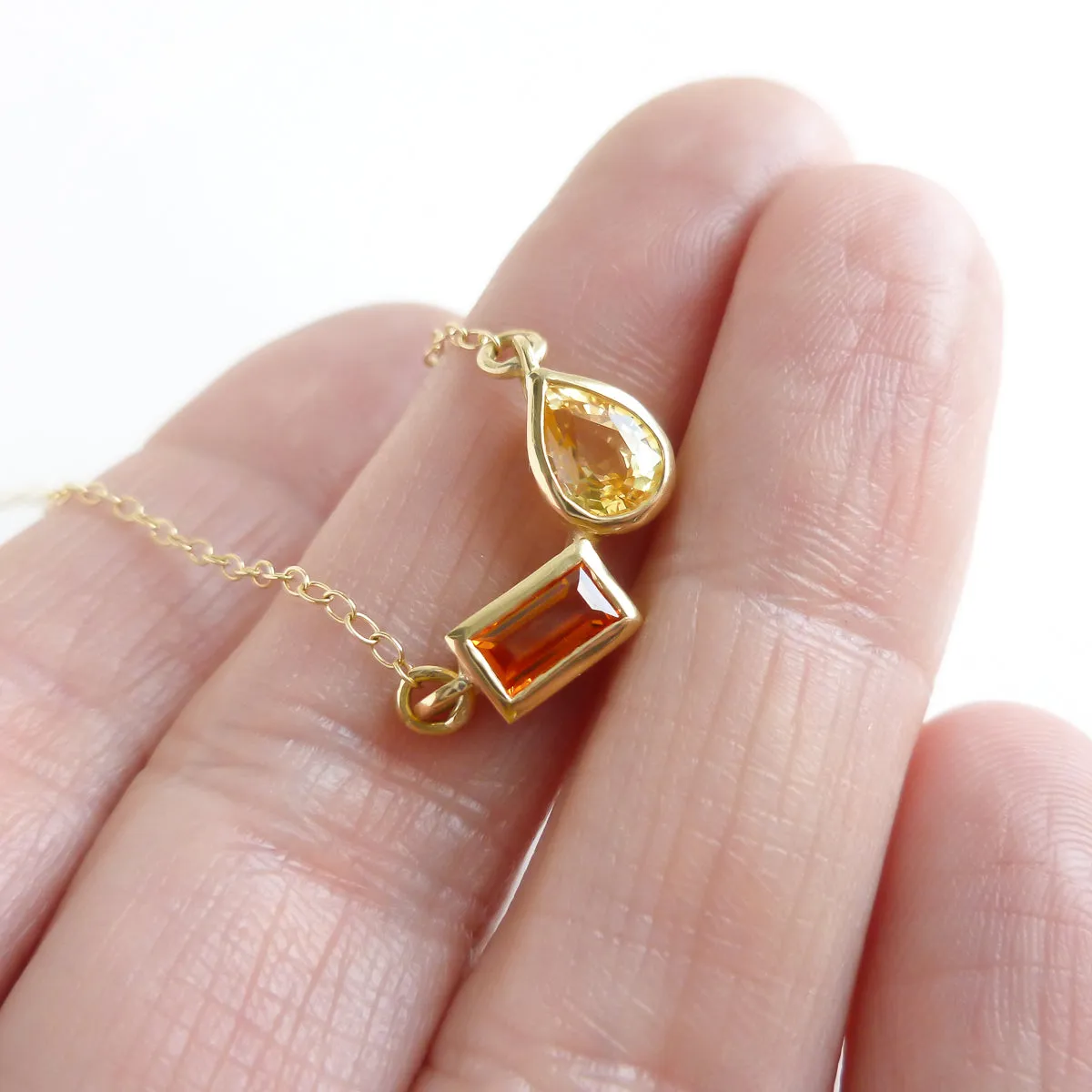 18ct gold yellow and orange sapphire necklace