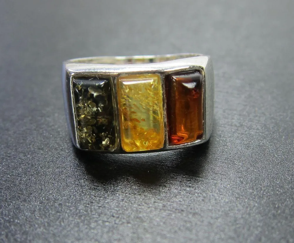 3 Jewels Amber Ring