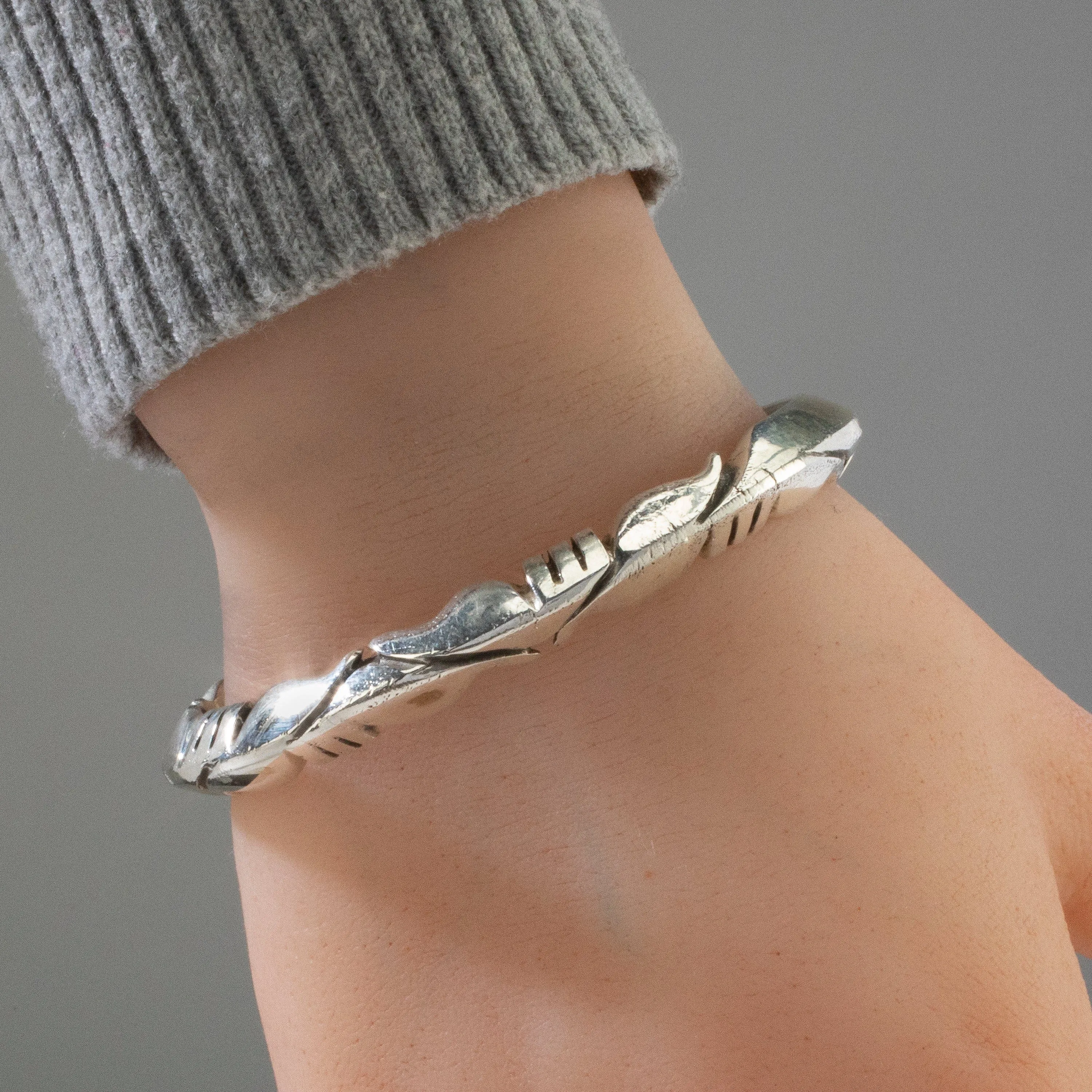 925 Sterling Silver Navajo USA Native American Made Cuff