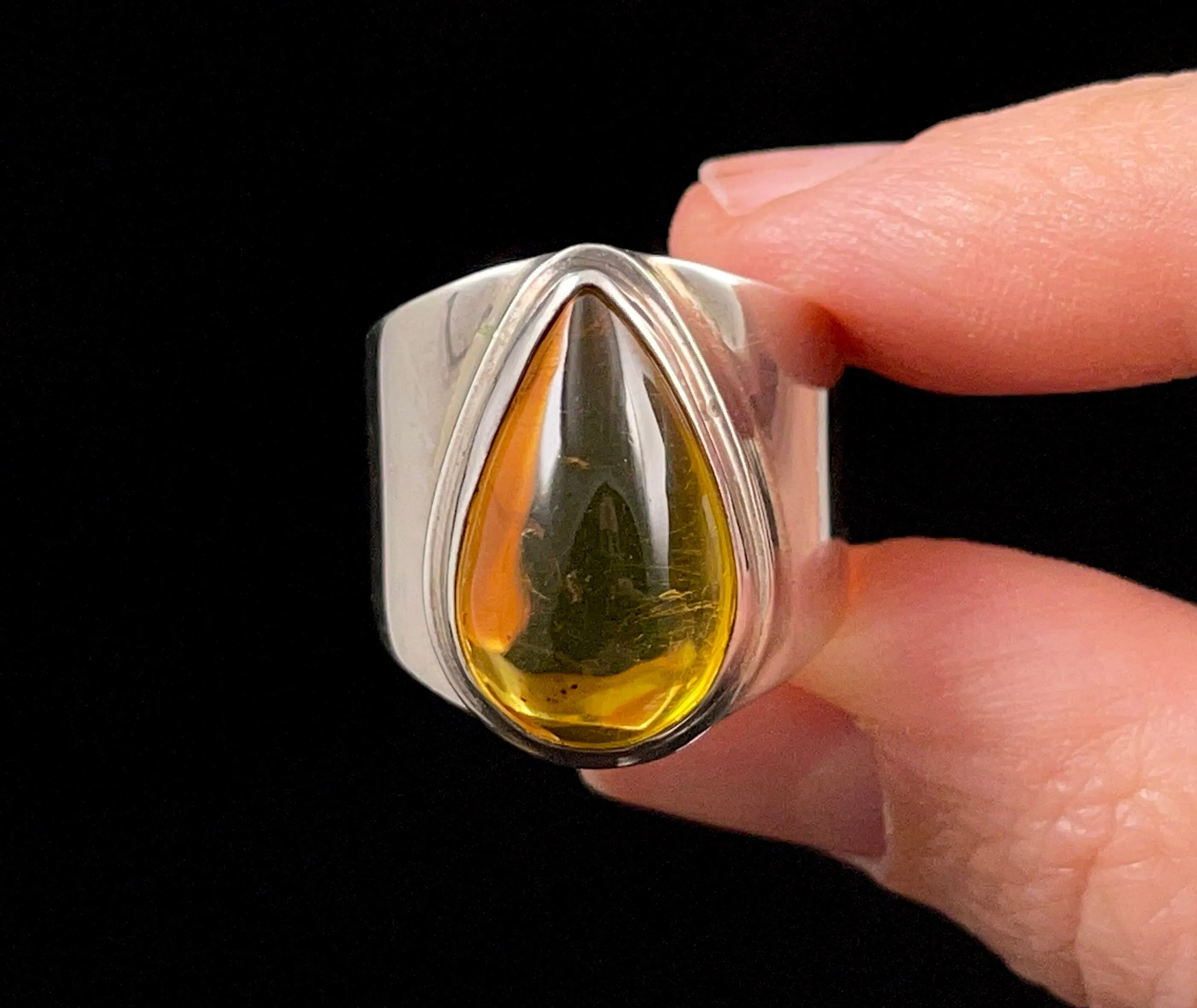 AMBER Ring - Sterling Silver, Flawless AAA, Size 9 - Amber Stone, Crystal Ring, Handmade Jewelry, Healing Crystals and Stones, 52648