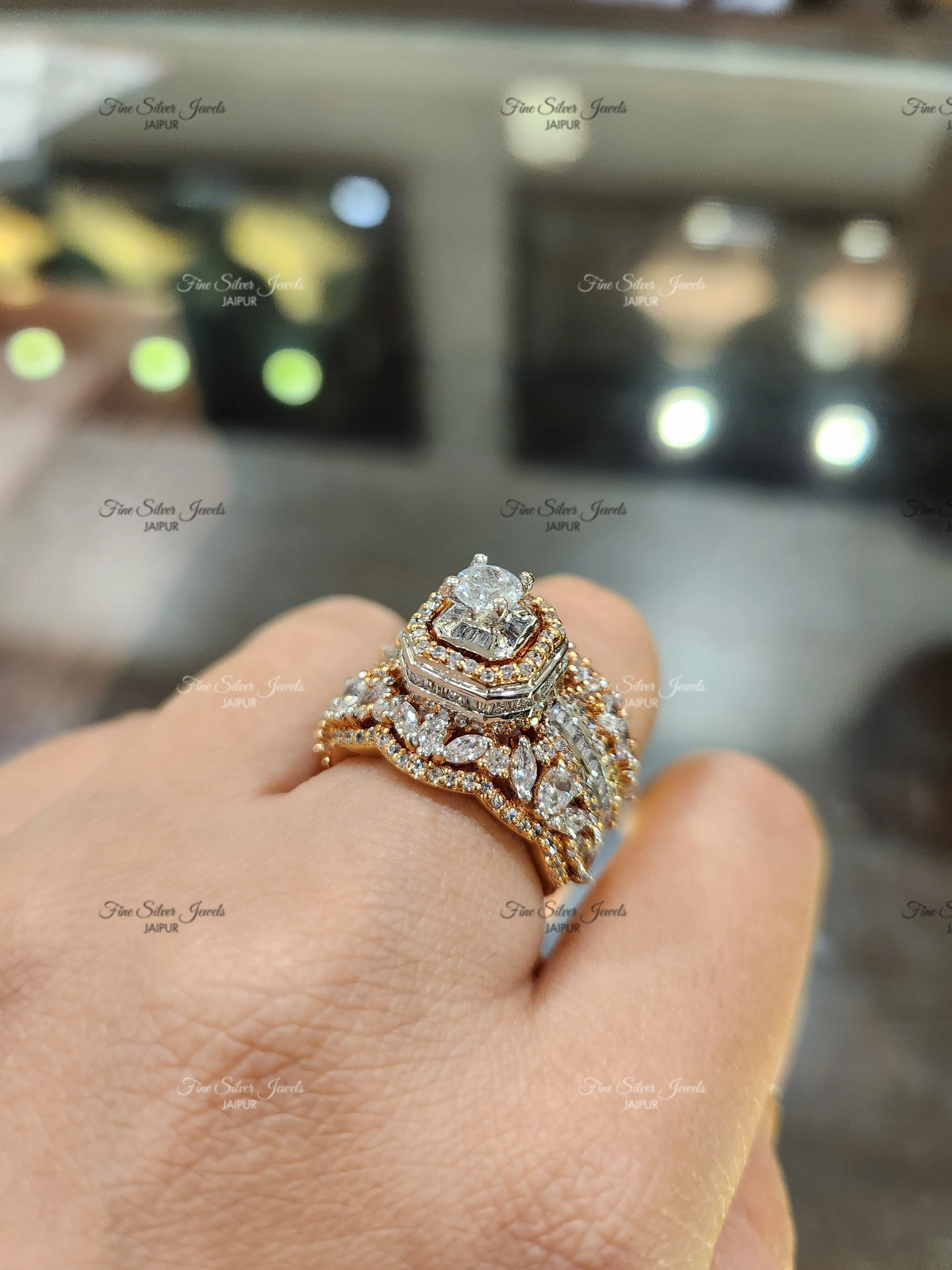 BOLD & BEAUTIFUL RING