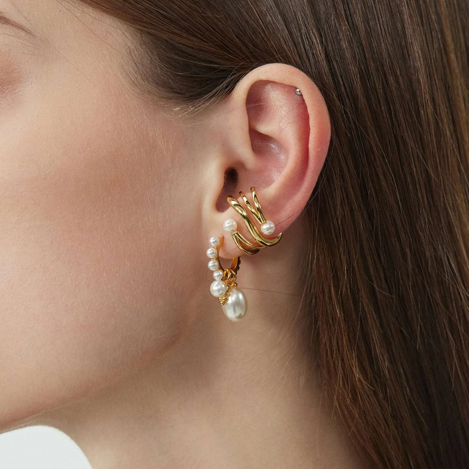 Claw Pearl Ear Cuff