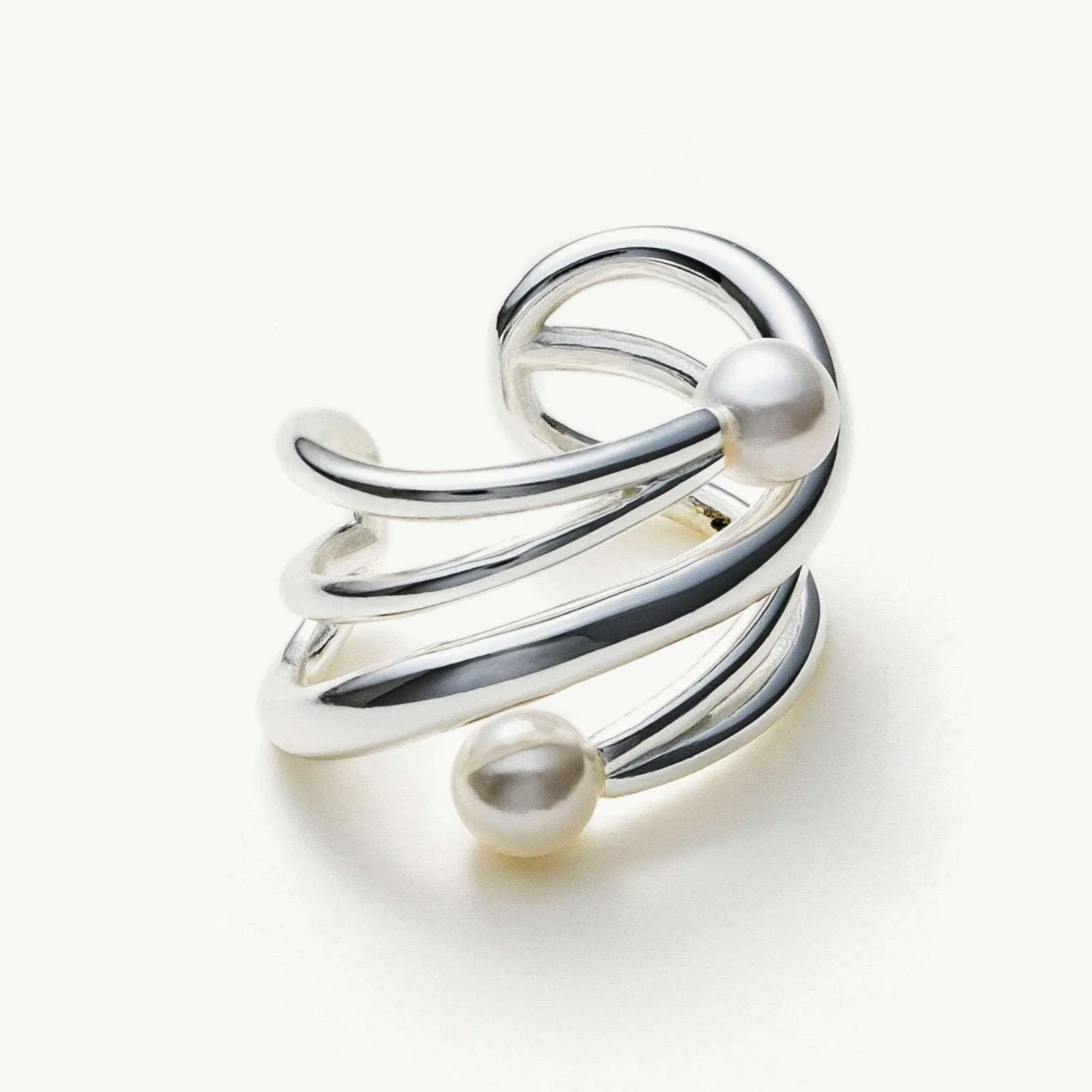 Claw Pearl Ear Cuff
