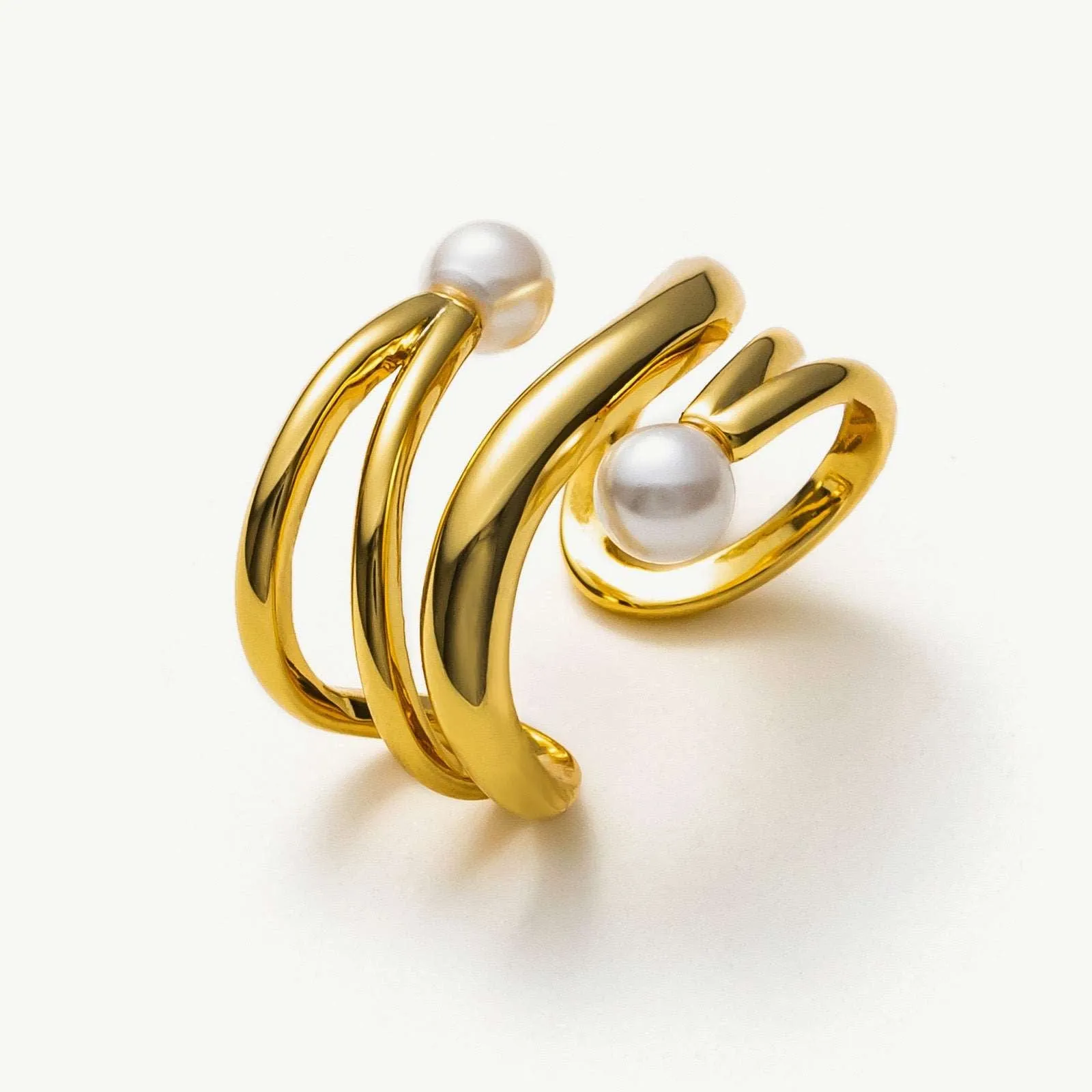 Claw Pearl Ear Cuff