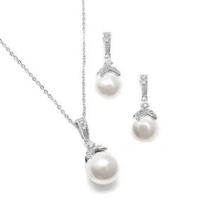 Dahlia Pearl and Crystal Necklace