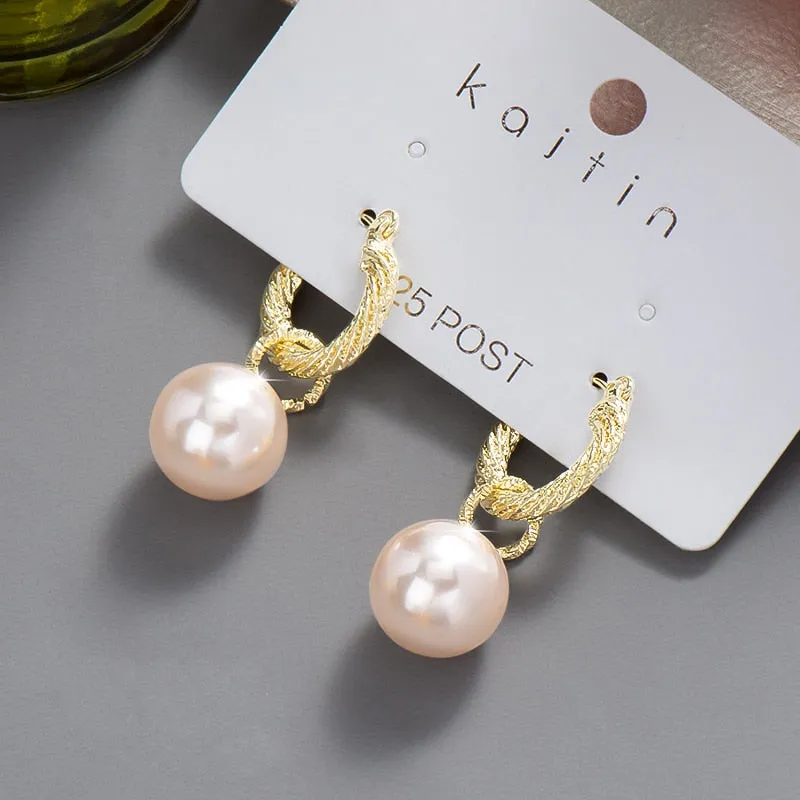 DEANWANGKT New  Trend Big Pearls Women's Earrings Geometry Crystal Gold Color Dangle Drop Earing for Woman Korean Style Fashion Jewelry