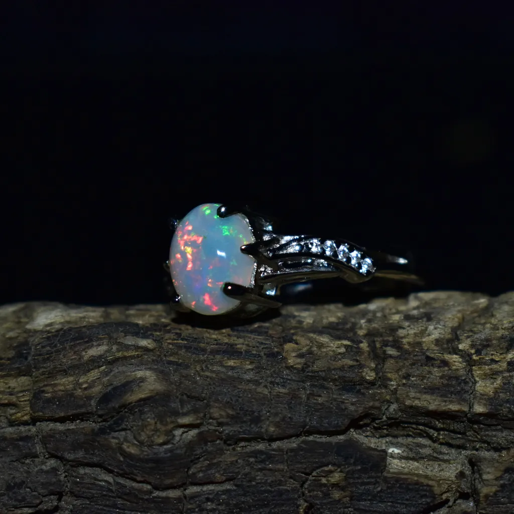 Glimmering Charm - Opal Nature Ring