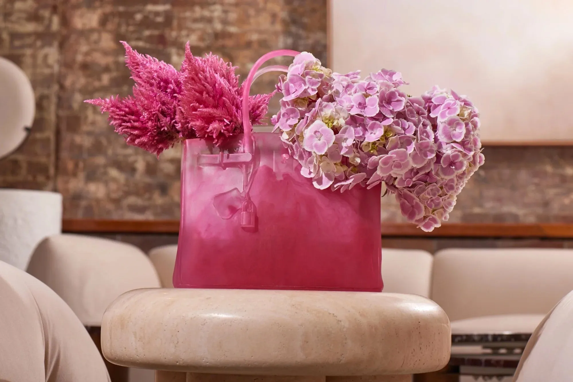 Handbag Vase - Cappuccino