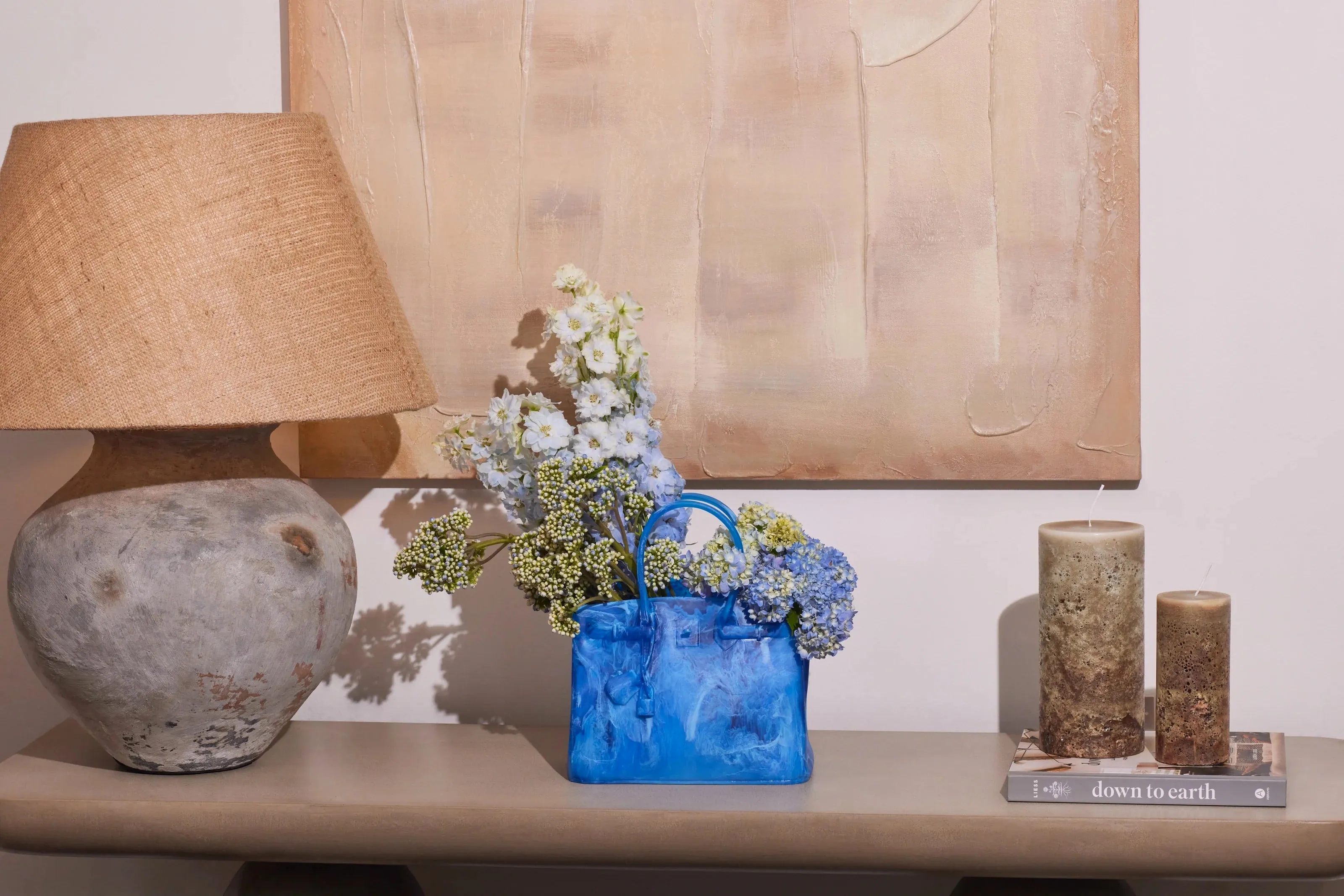 Handbag Vase - Cappuccino