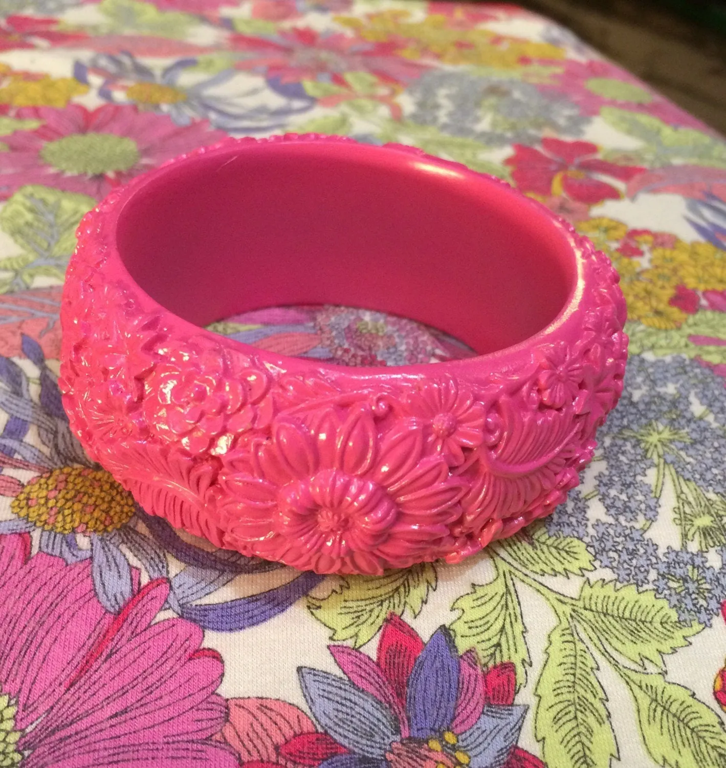 Pink floral wide bangle like Celluloid