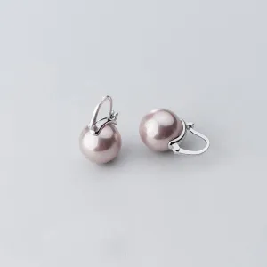 Ritzy Hazel Pearl Studs