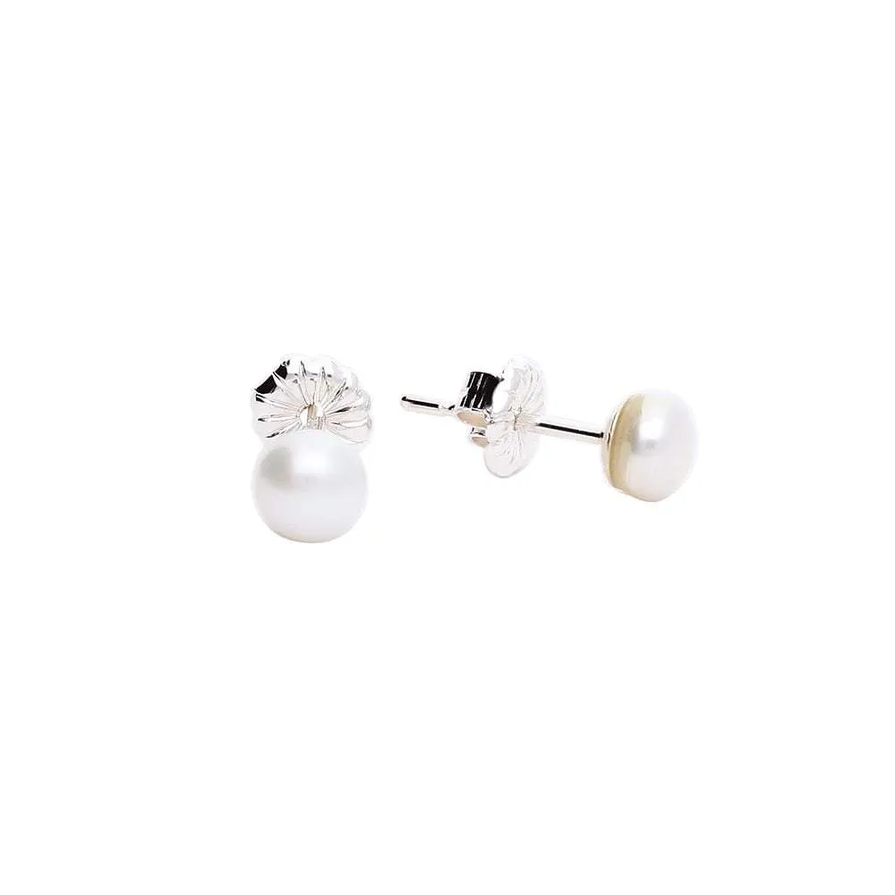 Silver freshwater micro pearl stud earrings 4-4.5mm white