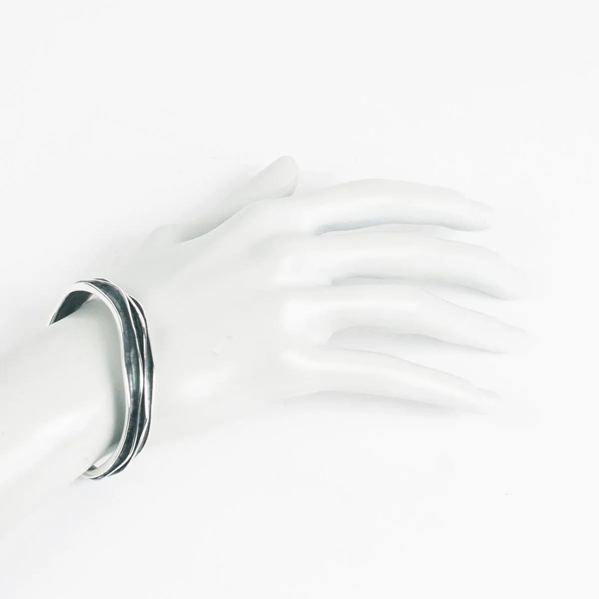 Thin Waves Cuff