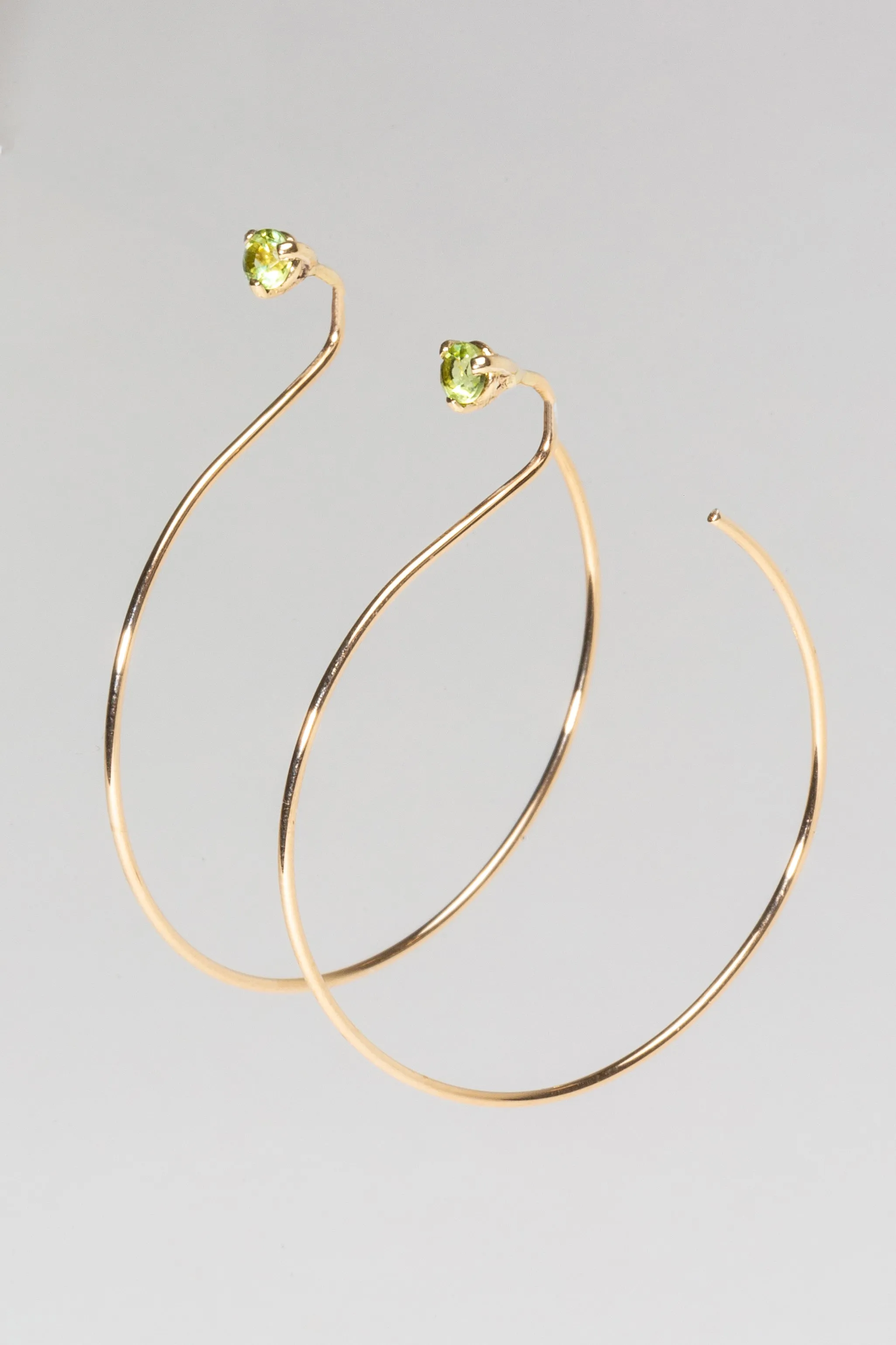 Threader Hoop Earrings - Medium
