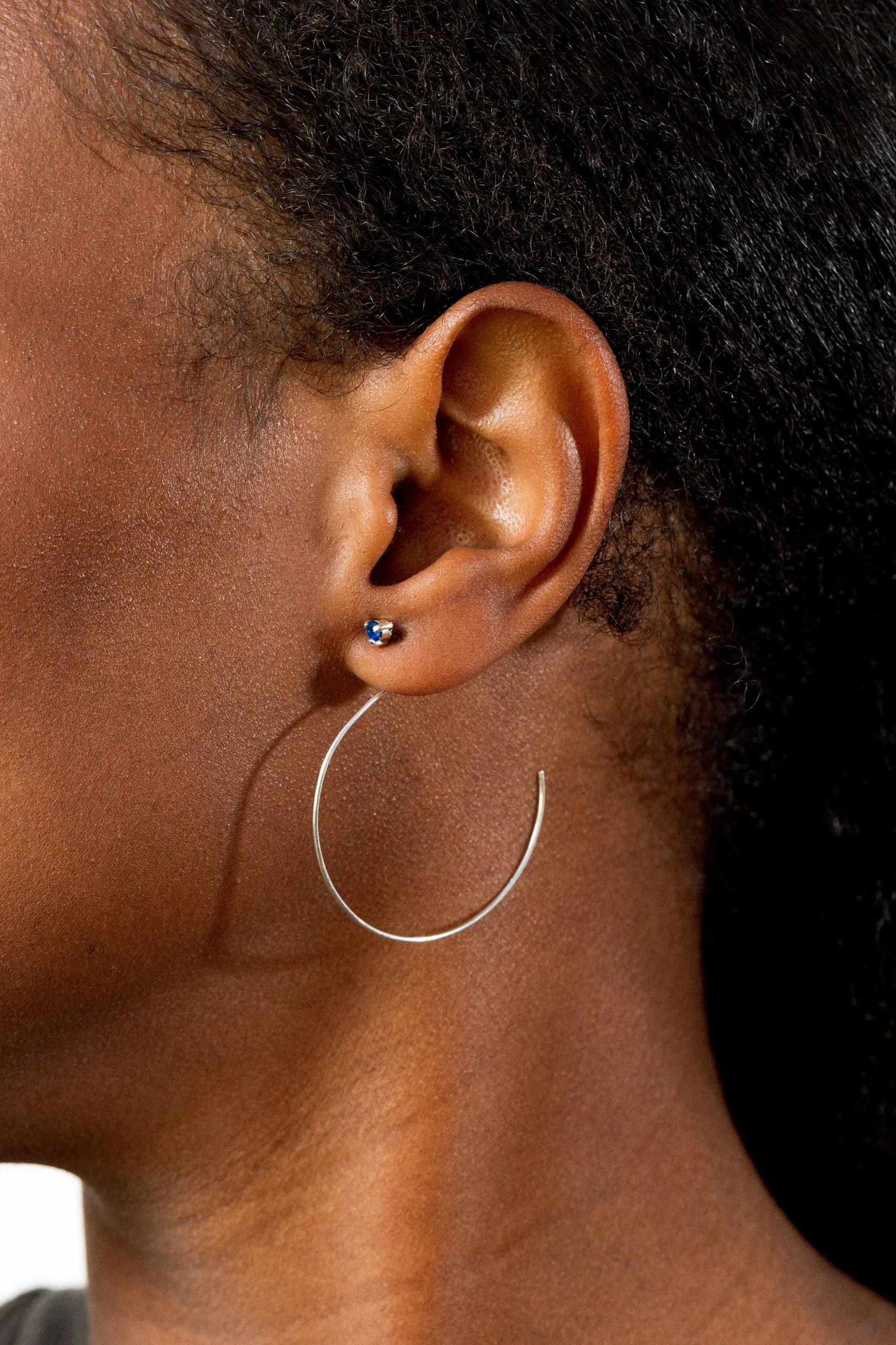 Threader Hoop Earrings - Medium